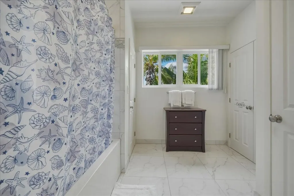 Four Winds Beach House Exuma BS