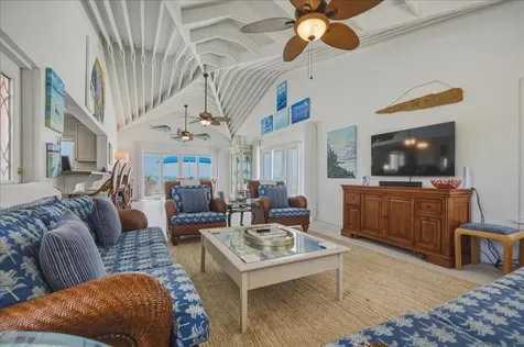 Four Winds Beach House Exuma BS