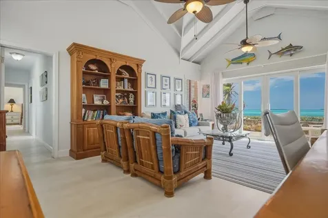Four Winds Beach House Exuma BS