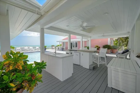 Four Winds Beach House Exuma BS