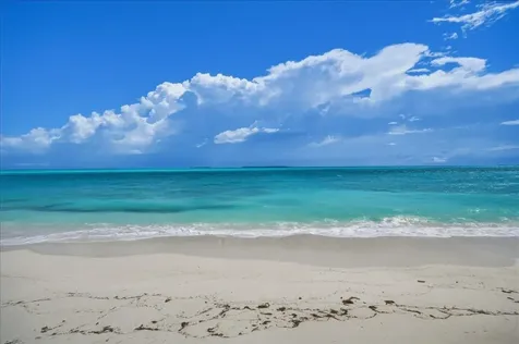 Four Winds Beach House Exuma BS