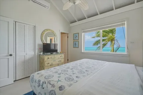 Four Winds Beach House Exuma BS