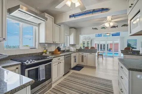Four Winds Beach House Exuma BS