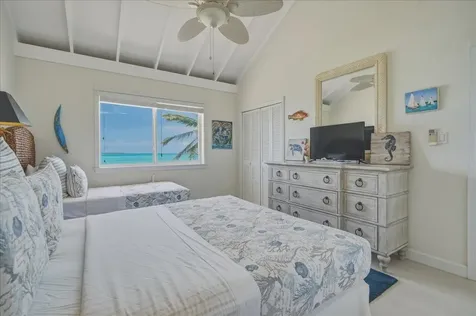 Four Winds Beach House Exuma BS