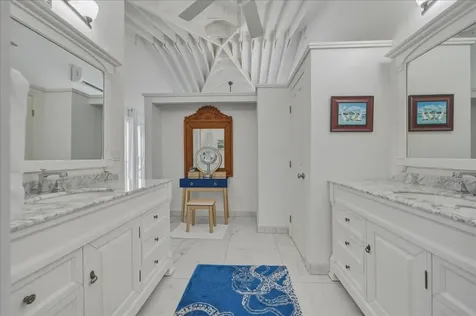 Four Winds Beach House Exuma BS