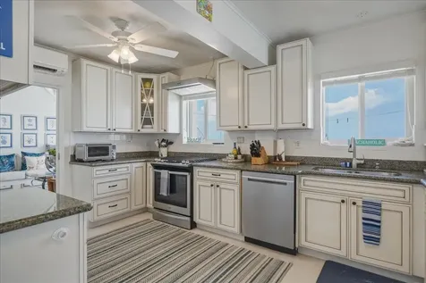 Four Winds Beach House Exuma BS