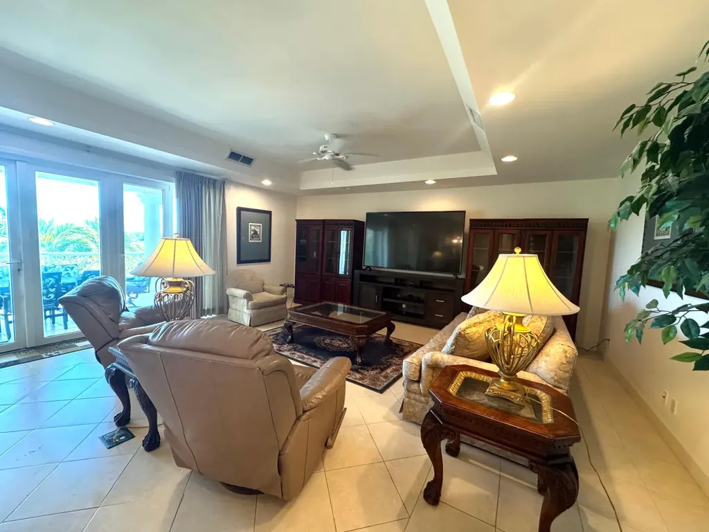 15 Harbour Breeze New Providence Paradise Island BS