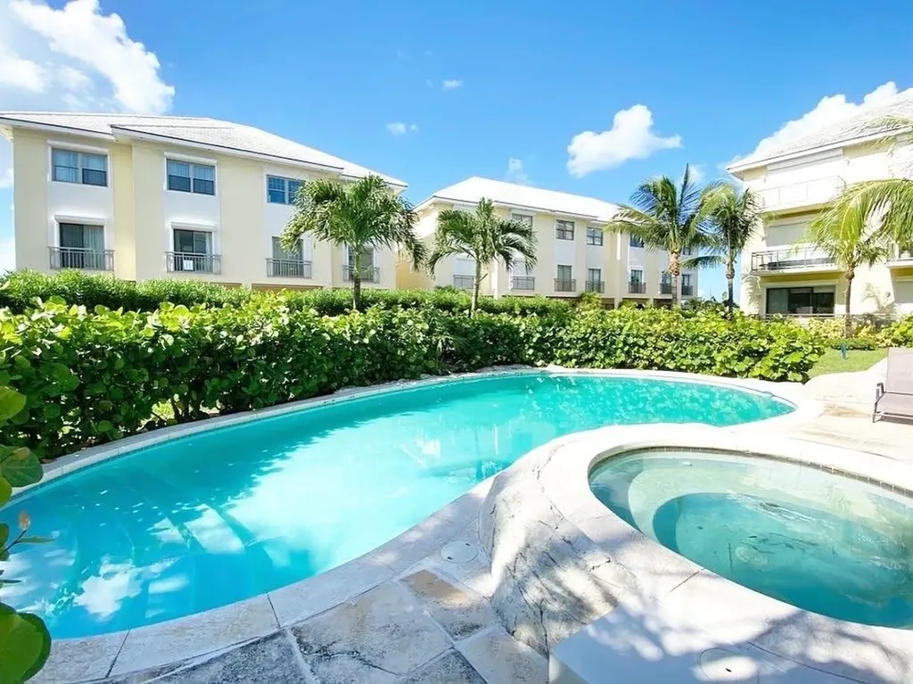Columbus Cove New Providence Paradise Island BS