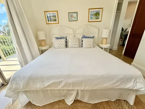 Columbus Cove New Providence Paradise Island BS