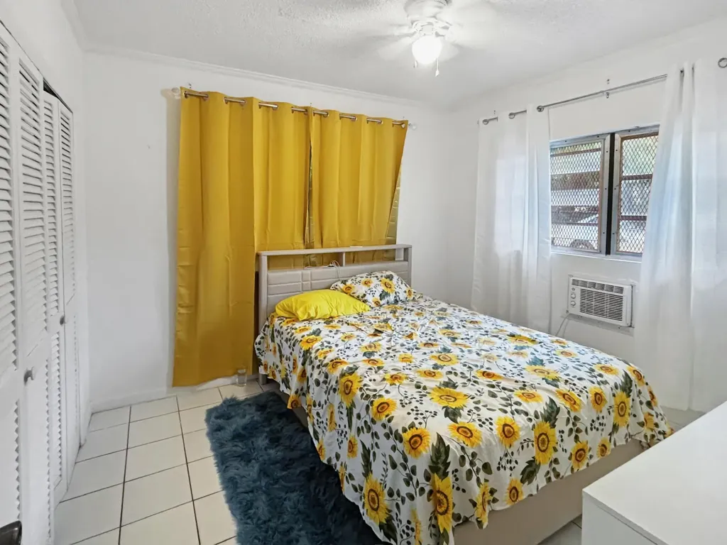 Colony Close New Providence Paradise Island BS