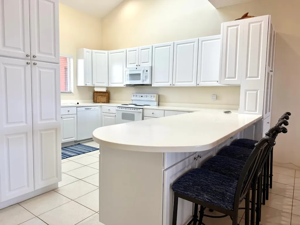 Bell Channel Condominiums Grand Bahama Freeport BS