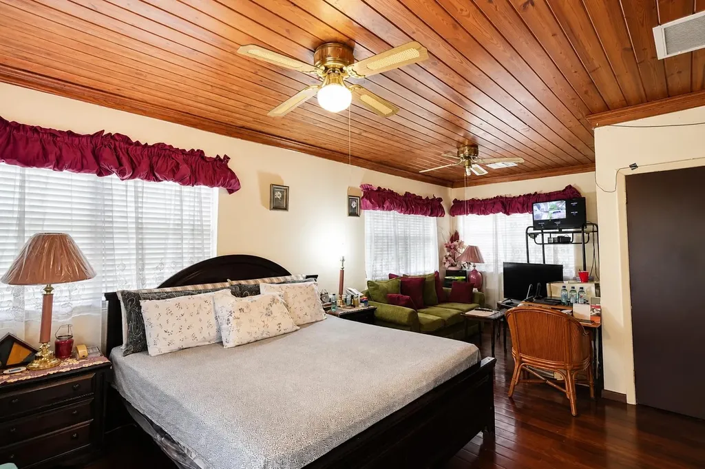 Faith Avenue 93 New Providence Paradise Island BS