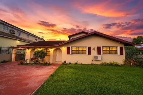 Faith Avenue 93 New Providence Paradise Island BS