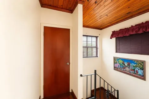 Faith Avenue 93 New Providence Paradise Island BS