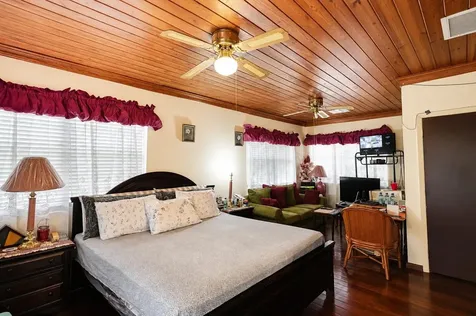 Faith Avenue 93 New Providence Paradise Island BS