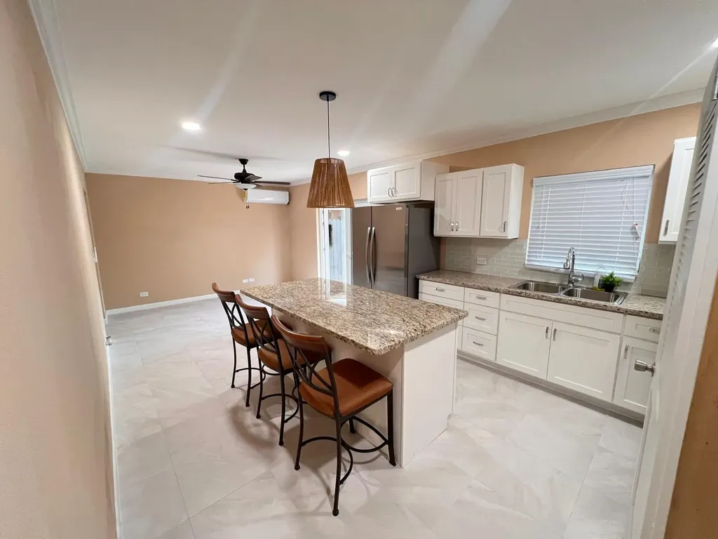 Sherwood Drive New Providence Paradise Island BS