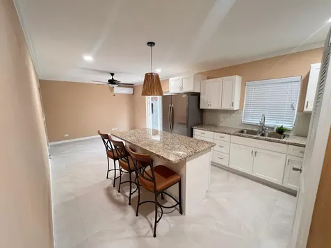 Sherwood Drive New Providence Paradise Island BS