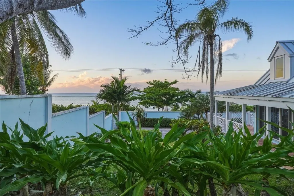 West Bay Street 737 New Providence Paradise Island BS