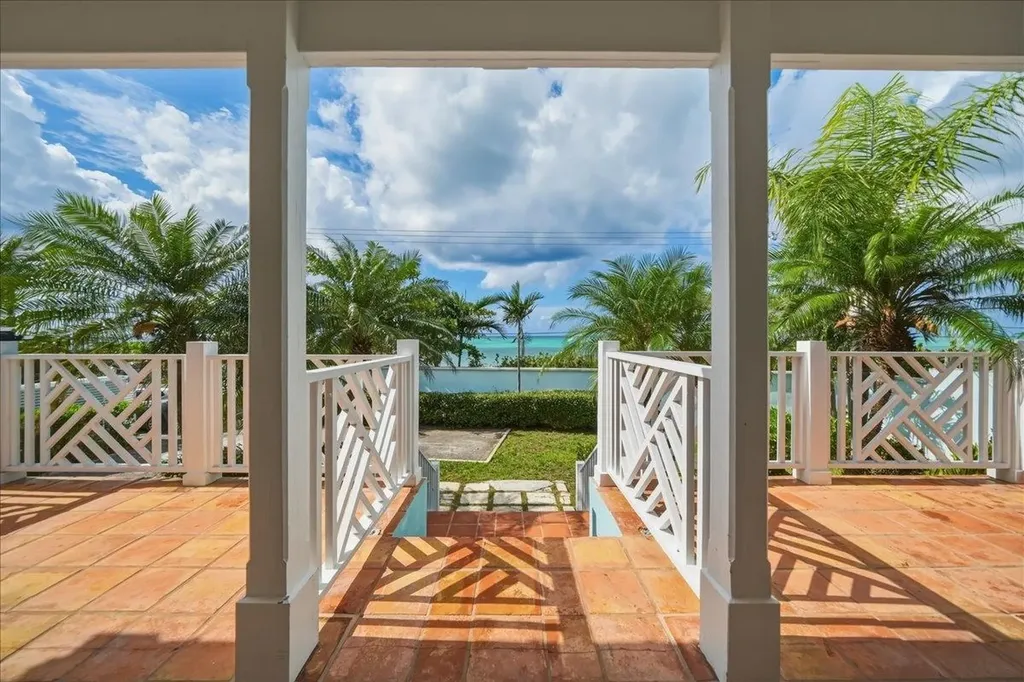 West Bay Street 737 New Providence Paradise Island BS