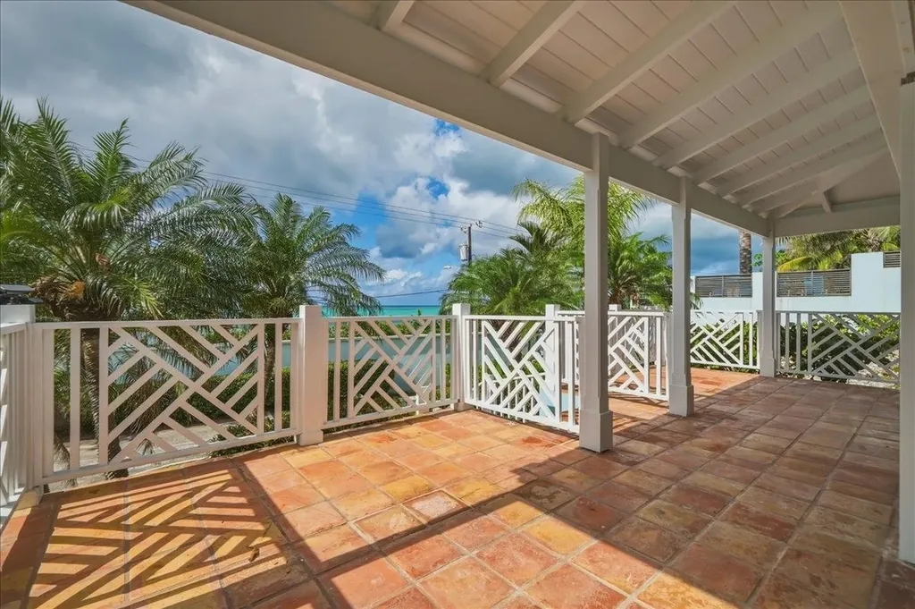 West Bay Street 737 New Providence Paradise Island BS