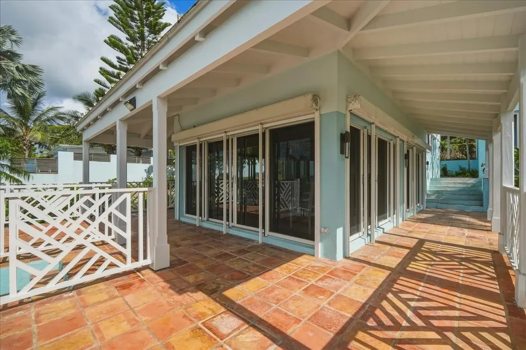 West Bay Street 737 New Providence Paradise Island BS