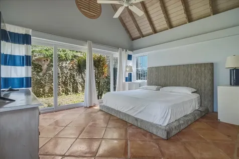 West Bay Street 737 New Providence Paradise Island BS