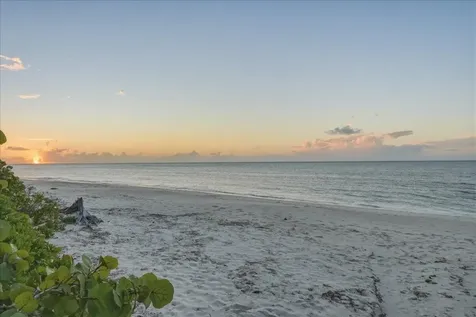 West Bay Street 737 New Providence Paradise Island BS