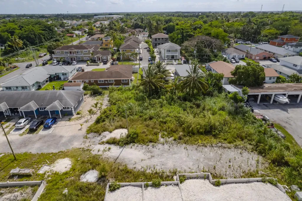 Rocky Pine Road New Providence Paradise Island BS