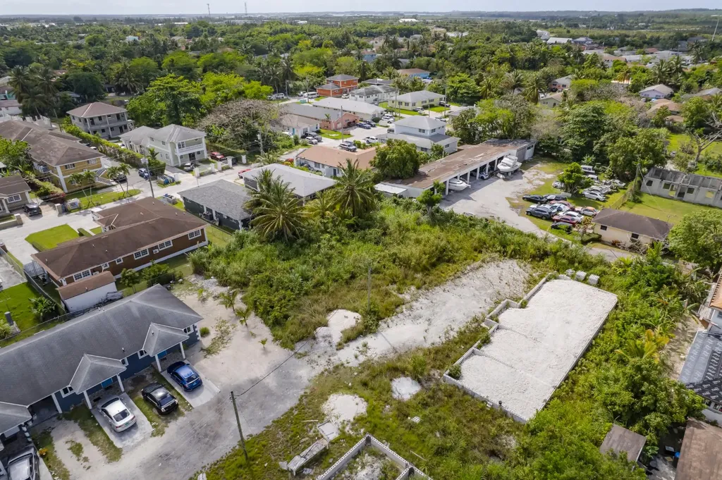 Rocky Pine Road New Providence Paradise Island BS