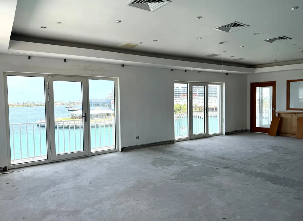 One Bay Street New Providence Paradise Island BS