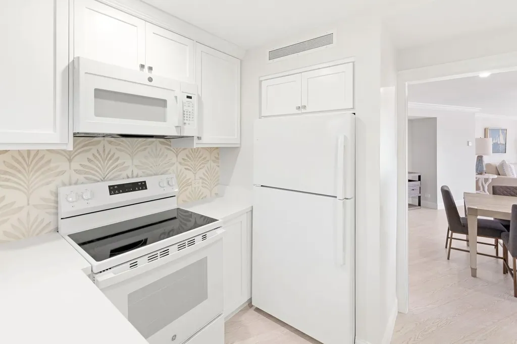 Cable Beach, West Bay Street New Providence Paradise Island BS