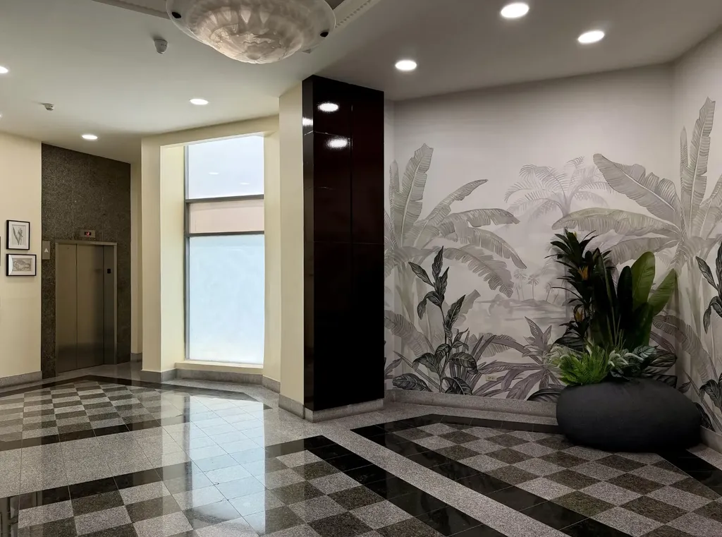 One Bay Street New Providence Paradise Island BS
