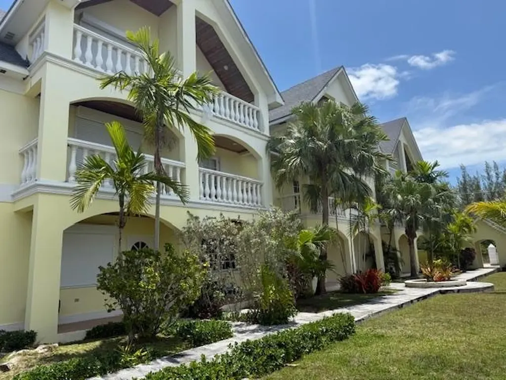 Blake Road New Providence Paradise Island BS