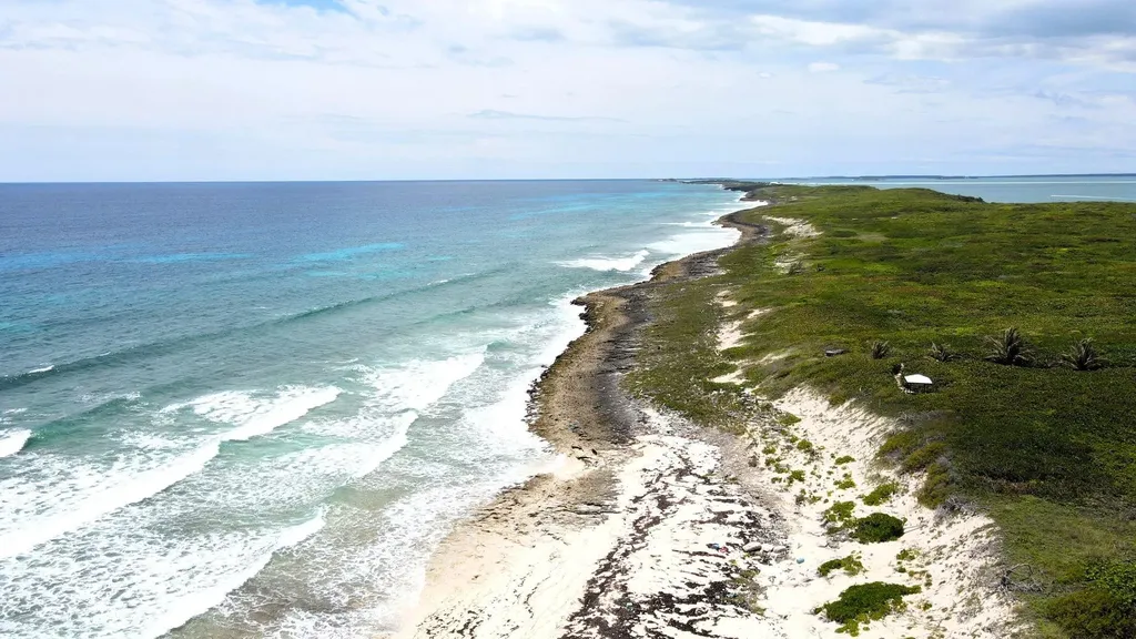 Lot 37, Tilloo Beach Subd Abaco BS