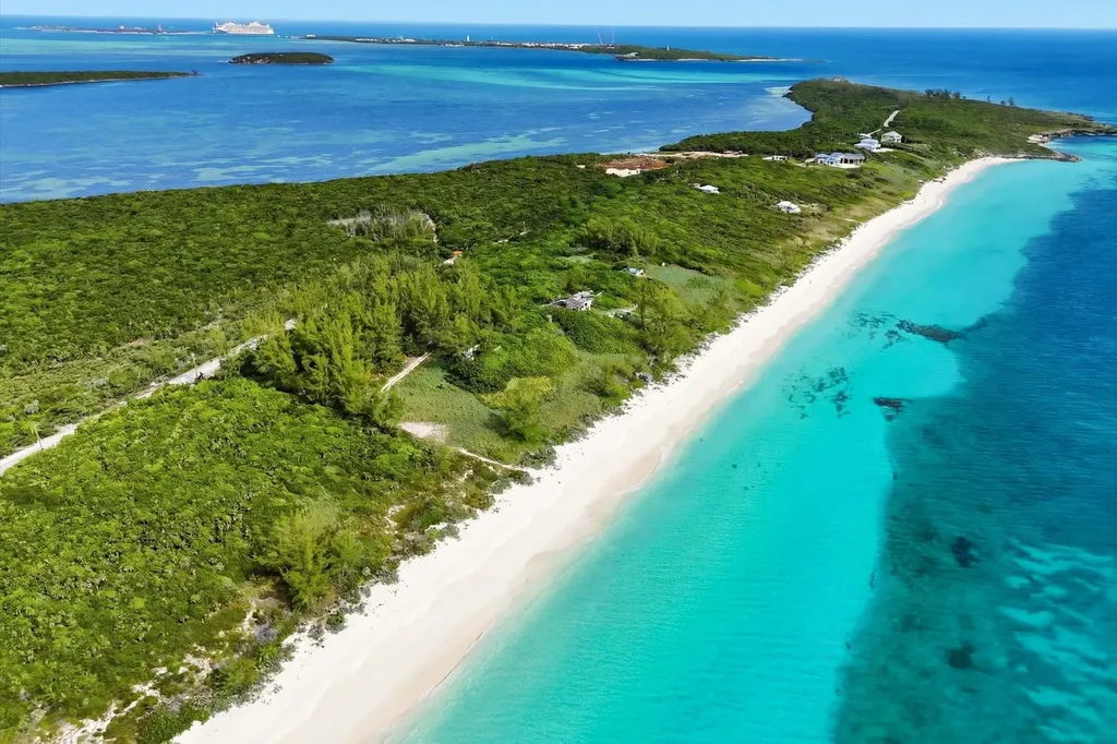 Sugar Beach Great Harbour Berry Islands BS