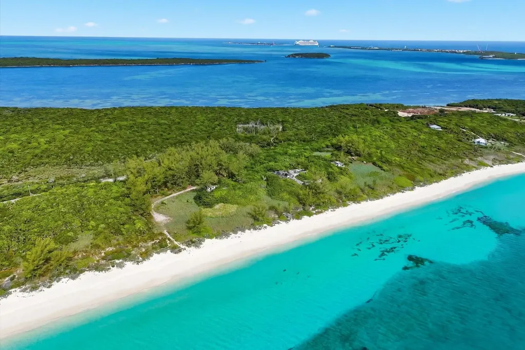 Sugar Beach Great Harbour Berry Islands BS