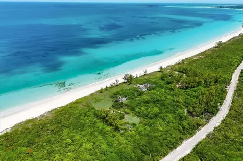 Sugar Beach Great Harbour Berry Islands BS
