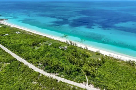 Sugar Beach Great Harbour Berry Islands BS