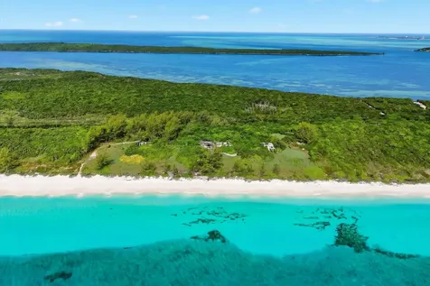 Sugar Beach Great Harbour Berry Islands BS