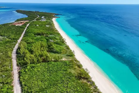 Sugar Beach Great Harbour Berry Islands BS
