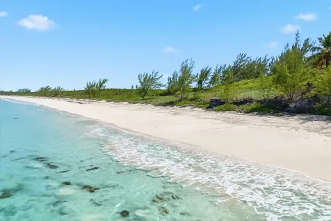 Sugar Beach Great Harbour Berry Islands BS