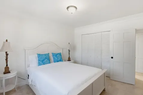Nassau Street Town Court New Providence Paradise Island BS