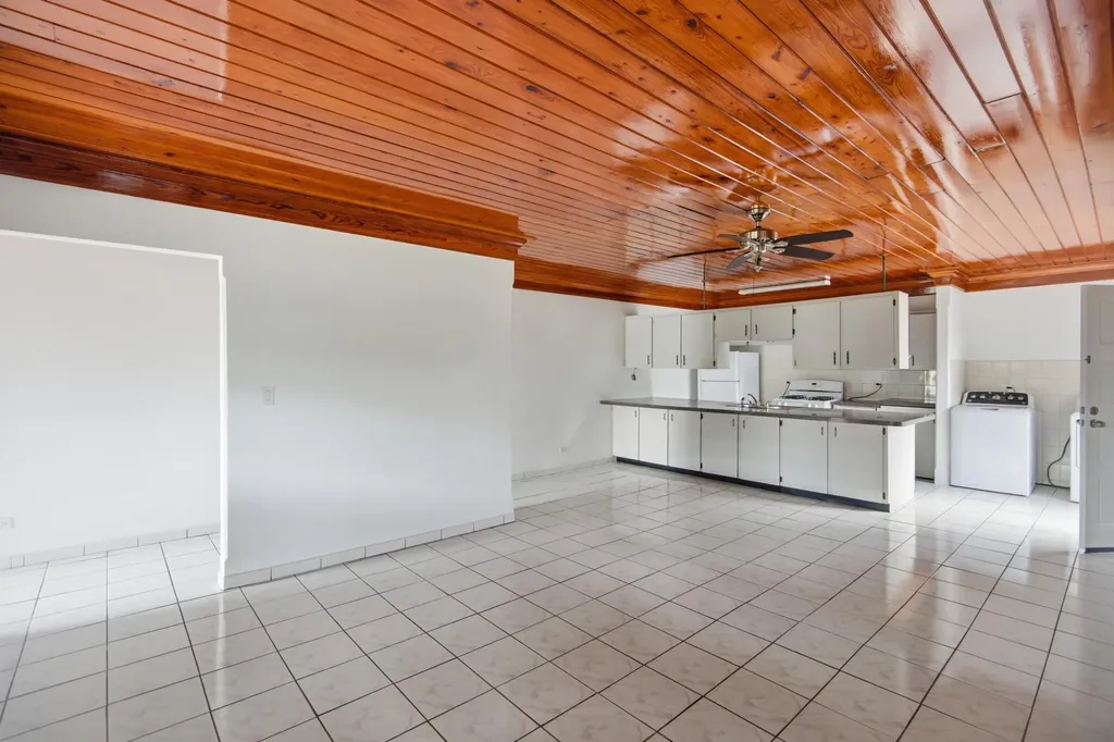 Blenheim Road 29 New Providence Paradise Island BS
