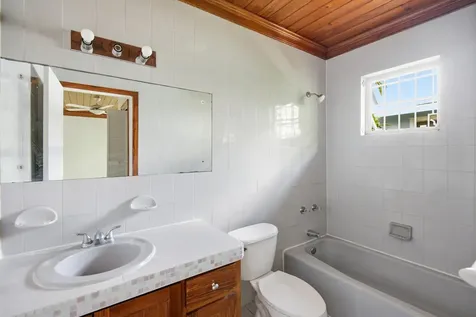 Blenheim Road 29 New Providence Paradise Island BS