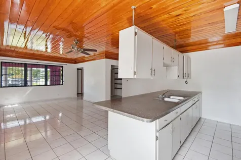 Blenheim Road 29 New Providence Paradise Island BS