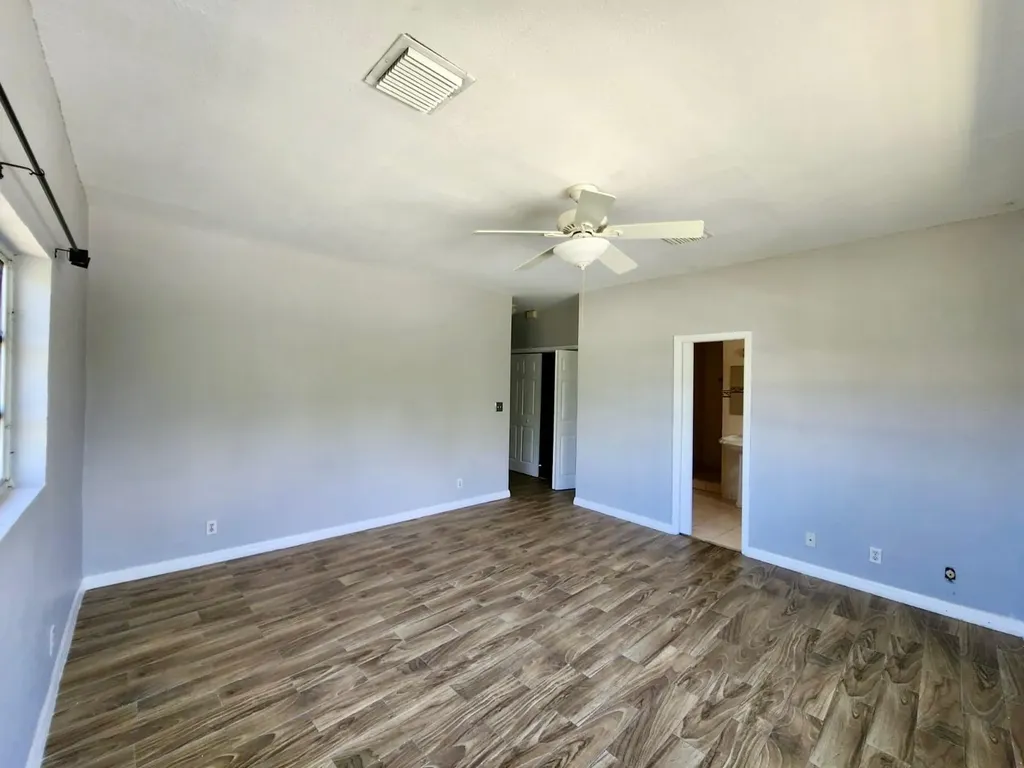 24 Hampshire Court Grand Bahama Freeport BS