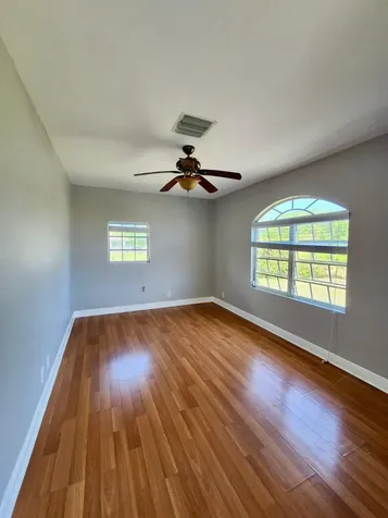 24 Hampshire Court Grand Bahama Freeport BS
