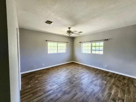 24 Hampshire Court Grand Bahama Freeport BS