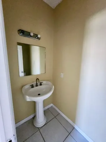 24 Hampshire Court Grand Bahama Freeport BS