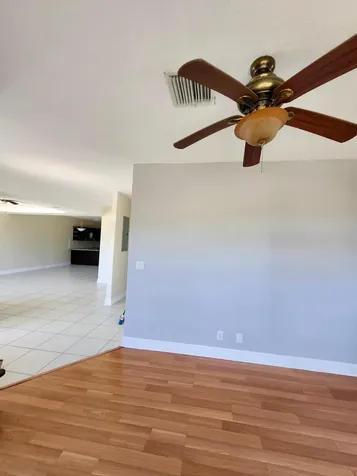 24 Hampshire Court Grand Bahama Freeport BS